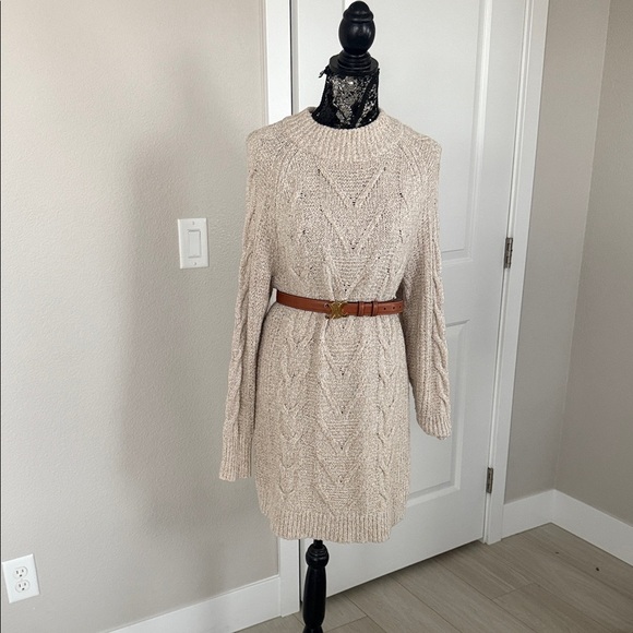Old Navy Dresses & Skirts - Old Navy Cream Cable Knit Sweater Dress